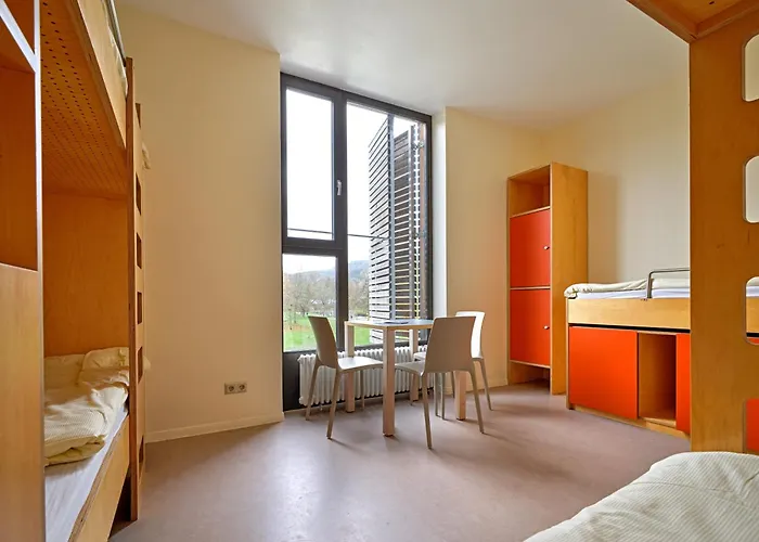 Youth Έχτερναχ